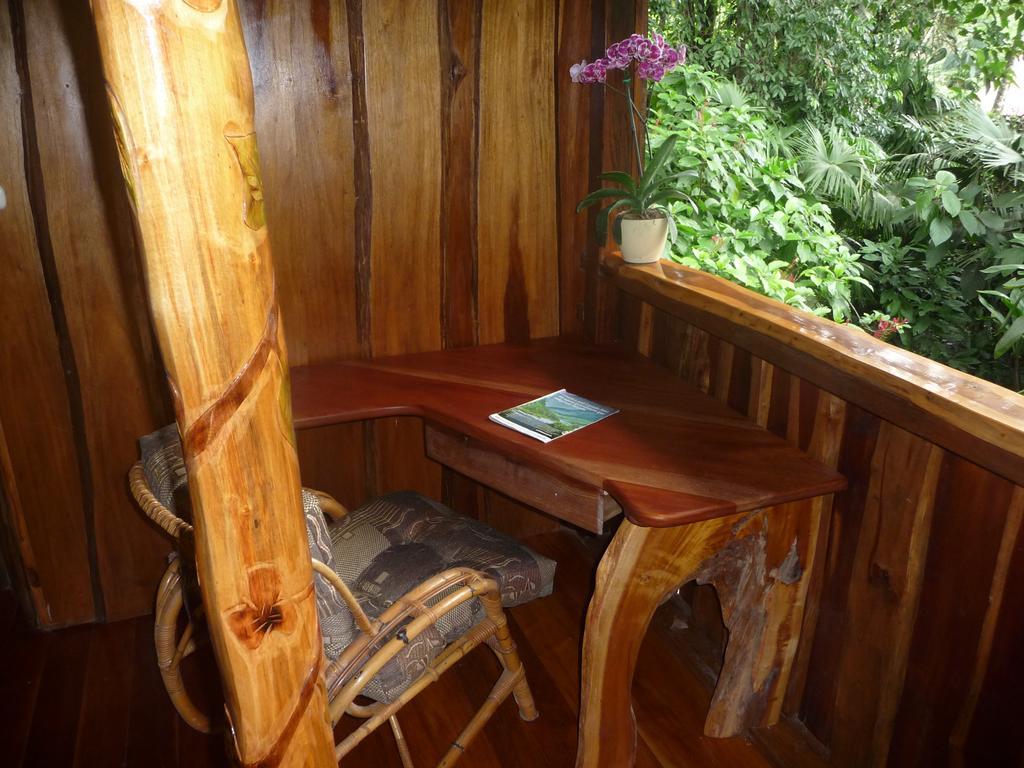 Topos Tree House Cahuita Exterior foto