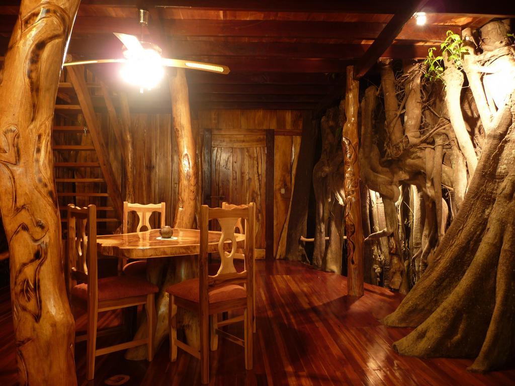 Topos Tree House Cahuita Exterior foto