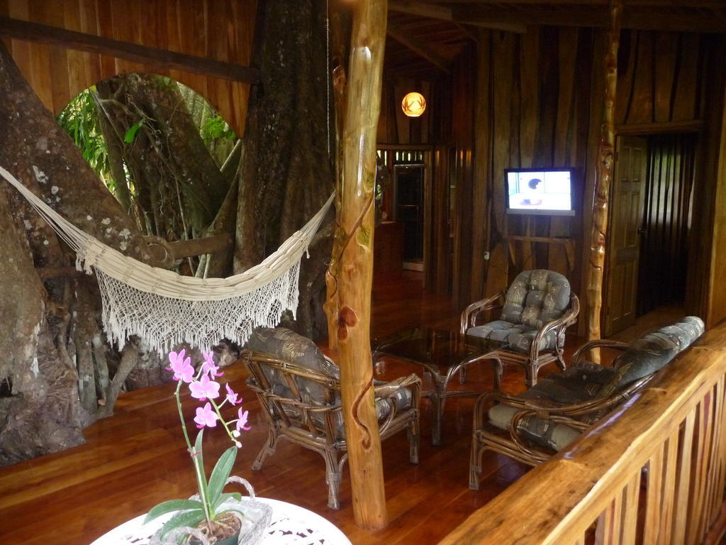 Topos Tree House Cahuita Exterior foto